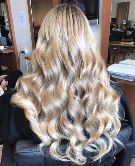 curly hairstyles 5 different ways to curl your hair curled blonde hair