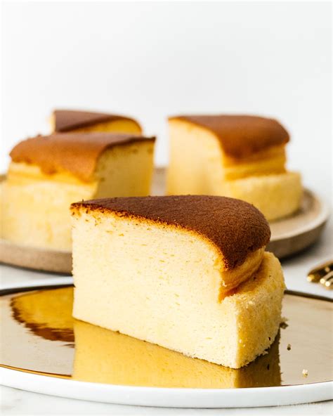 Fluffy Jiggly Cotton Cheesecake Japanese Cheesecake Recipe · I Am A