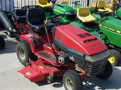 snapper lt lawn tractor hp  cut hydro lawn garden  commercial mowing