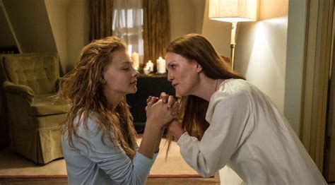 ‘carrie’ Returns With Julianne Moore And Chloë Grace Moretz The New
