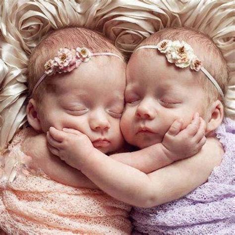 twin babies sleeping     simply visual sugar cubes