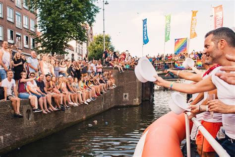 gay pride amsterdam 2018 best canal parade pics