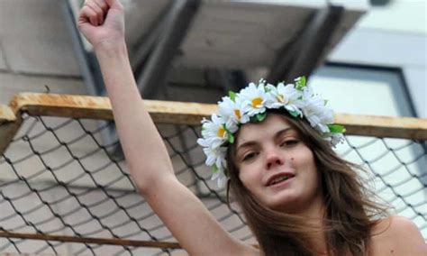 femen co founder oksana shachko found dead in paris flat femen the