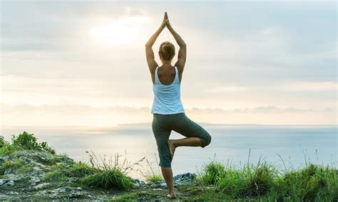 las posturas de yoga que son beneficiosas para el suelo pélvico foto 1