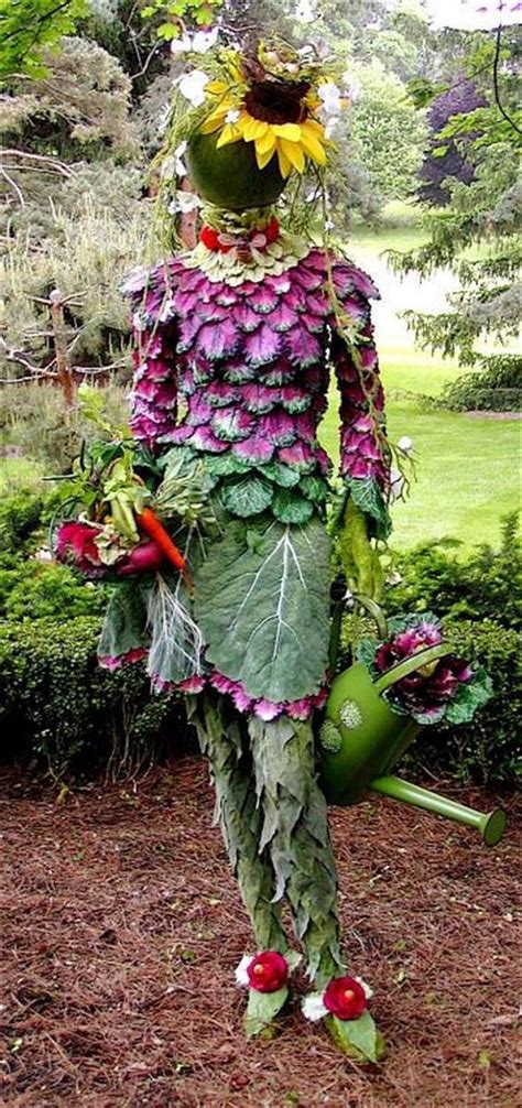 30 Awesome Garden Scarecrow Ideas With Images Garden Sculpture