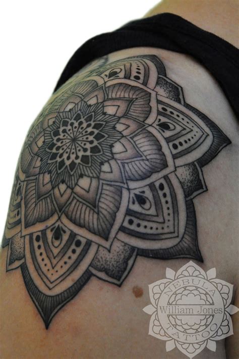 58 Amazing Mandala Shoulder Tattoos Shoulder Tattoos