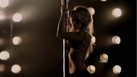 A Rabiosa Shakira Works The Pole In New Music Video Fox News