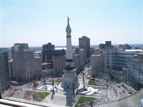 indianapolis  monument circle downtown indianapolis photo picture image indiana