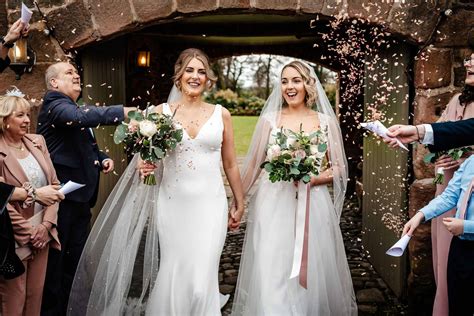 Same Sex Wedding Day Schedule At The Ashes Barns