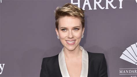 Scarlett Johansson S Twin Why We Never Hear About Him