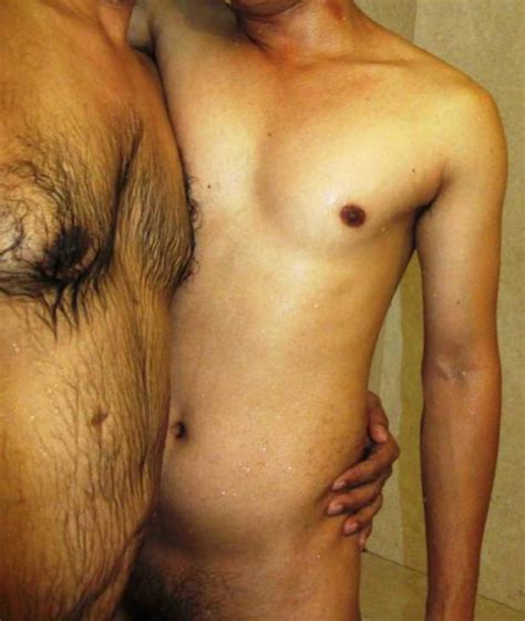 indian gay sex pics — indian gay love in bathtub 2 indian gay site