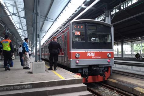 piknik murah akhir pekan  jadwal krl solo jogja sabtu  desember
