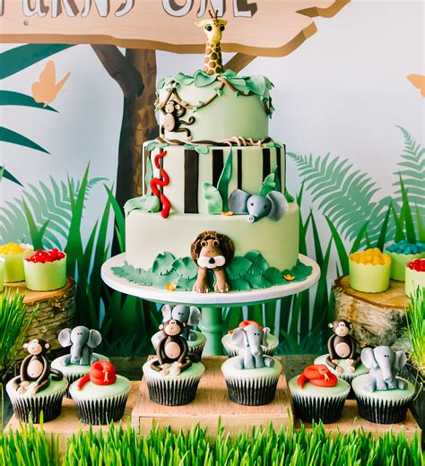 jungle cakes decoration ideas  birthday cakes