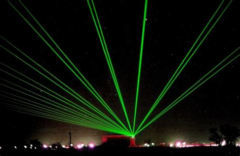 ways  organize unforgettable show   backyard  laser
