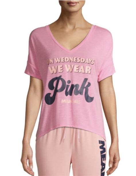 Mean Girls On Wednesdays We Wear Pink Top Nwts Size Large Ebay