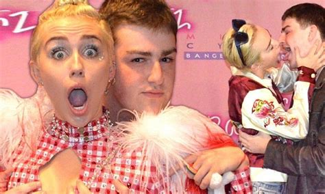 miley cyrus enjoys grope and greet with no 1 fan after