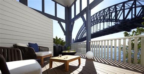 bath envy   sebel pier   suites