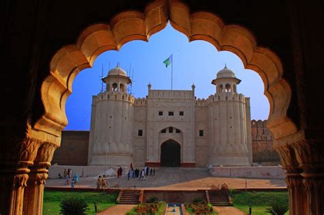 lahore pakistan   restore  great walled city