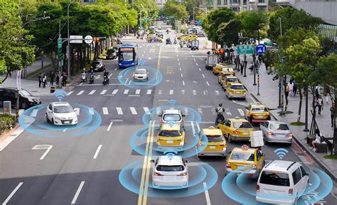 levels  autonomous vehicles challenges   driving cars vsinghbisen