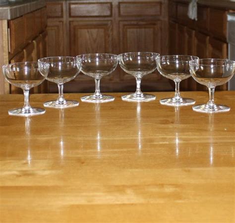 Vintage Set Of 6 Pretty Champagne Low Sherbet Glasses