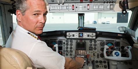 pilots flight crews  face higher melanoma risk huffpost