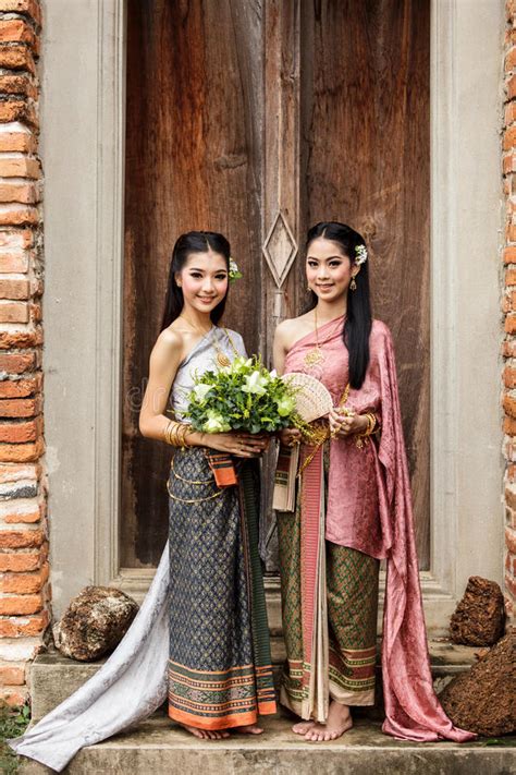 Couple Thai Woman Traditional Dress Stock Image Image