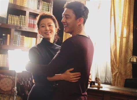 age is just a number for yoo ah in and kim hee ae in their upcoming “secret love affair” couch
