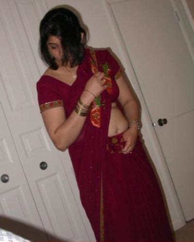asshole indian girl stripping saree pussy