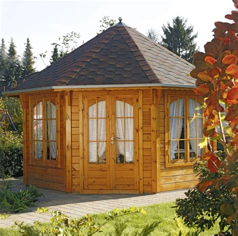 holz pavillon  eck gartenpavillon   im landhausstil geschlossen