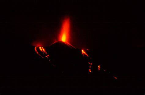 etnavolcanos vulcani vulcano mount etna monte sicily