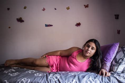 Fotografías De Niñas Gitanas Que Tienen Que Convertirse En