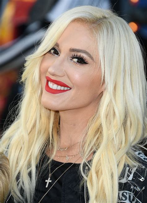 Gwen Stefani With Her Current Platinum Hair Gwen Stefani