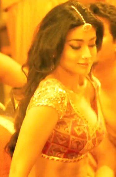 shriya saran nude pics page 1