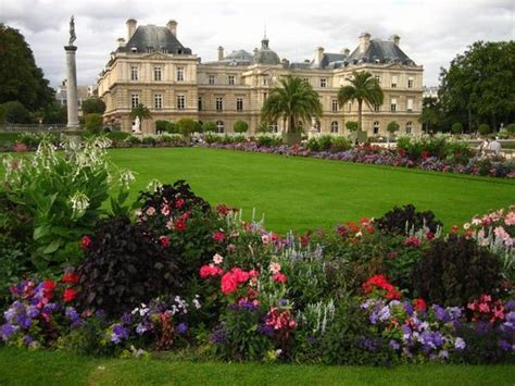 luxembourg park photo