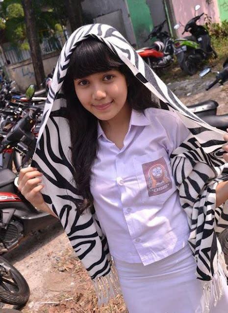 Deeinform Foto Cewek Smp Seksi Cantik Terbaru 2013