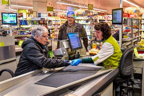 plannen voor vierde halsterse supermarkt lijken van tafel bergen op zoom bndestemnl