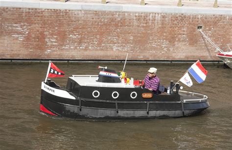 als jij een dagje weg wilt  je een boot huren  amsterdam rtboardroom