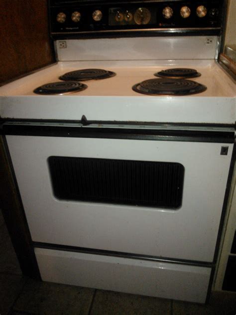 electric stove    hot point