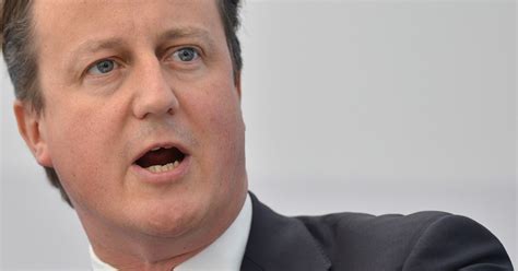 david cameron says isis iraq assault is a real threat to