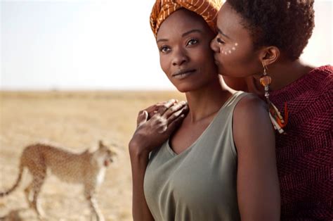 Photographer Portrays Beautiful Gay Couples In Love Around