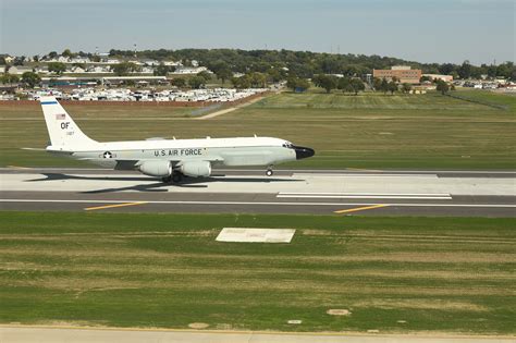 offutt afb celebrates runway reopening air force article display