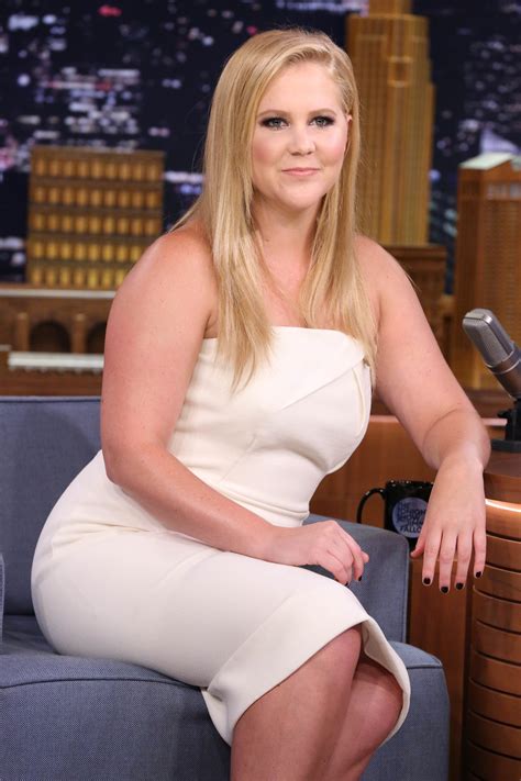 amy schumer s most stylish looks for the trainwreck