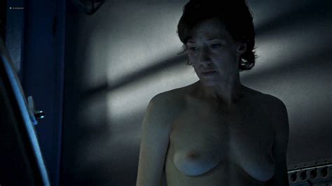 carrie coon nude full frontal and boobs the leftovers 2017 s3e8 hd 1080p