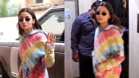 alia bhatt got down from the car wearing colorful clothes