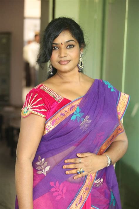 actress jayavani hot saree stills telugu actress gallery