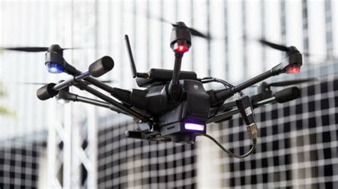 att  intel  test drones  lte network intel showed demo  drone  lte  mwc