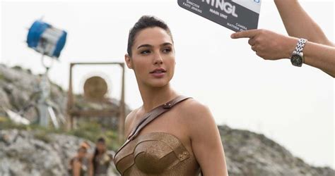 New Wonder Woman Photos Tv Spot Show Origin Story