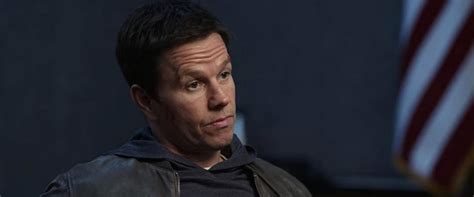 Spenser Confidential Review Mark Wahlberg Is A Generic