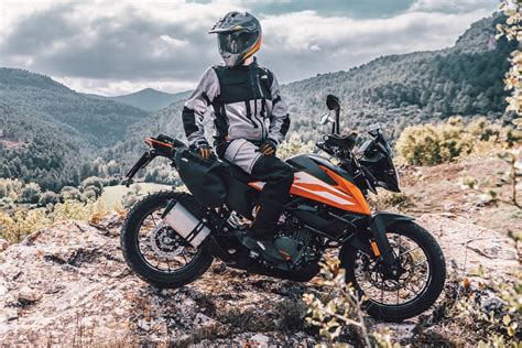 ktm  adventure launched  india  rs  lakh emi starts  rs