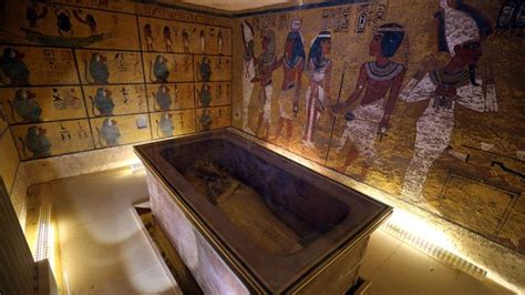 signs of ‘extraterrestrial activity discovered in king tutankhamun s
